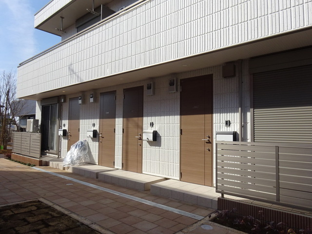 ＢＯＲＩＫＩ　さいたまおおと公園　東棟のロビー