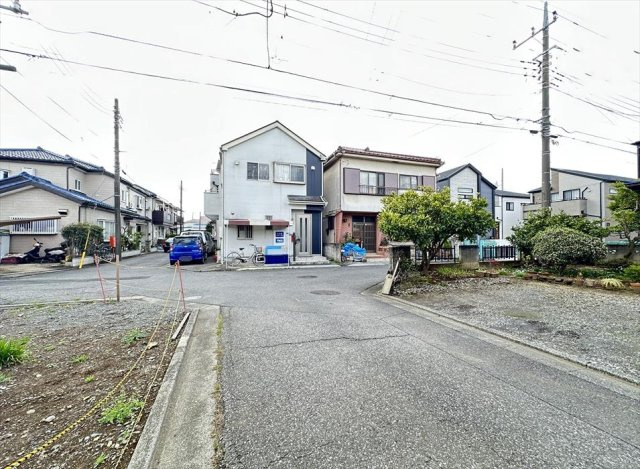 【前面道路含む現地写真】 | 志木市中宗岡2丁目　新築一戸建住宅　全2棟　(志木本店) | 前面道路の様子　