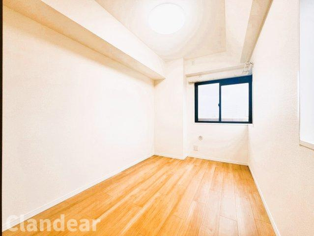 ライオンズガーデン西新井大師壱番館の洋室|ドキドキの新生活も、安心してスタート。ぴったりの住まいを見つけませんか？クランディアが一緒に住まい選びをサポートします‼　まずは、お気軽にお問合せください　＃クランディア