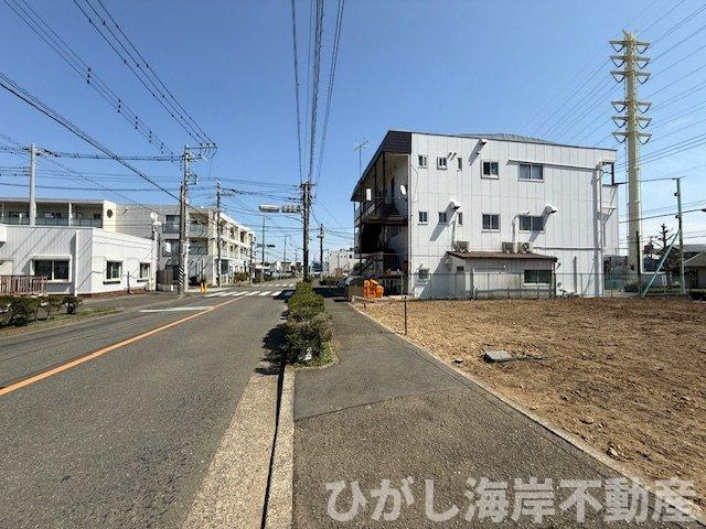 藤沢市大庭　売地　全２区画の前面道路含む現地写真|現地外観