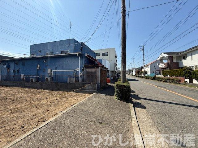 藤沢市大庭　売地　全２区画の前面道路含む現地写真|現地外観