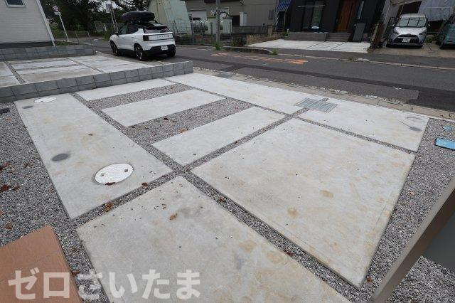 《仲介手数料無料》蓮田市西新宿４丁目66-6新築一戸建てリーブルガーデンの駐車場