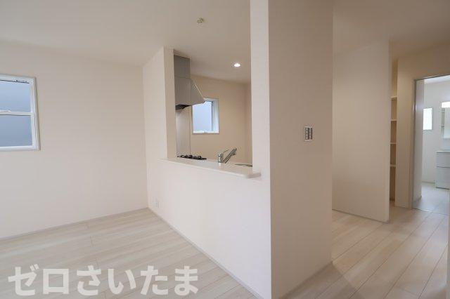 《仲介手数料無料》蓮田市西新宿４丁目66-6新築一戸建てリーブルガーデンのキッチン