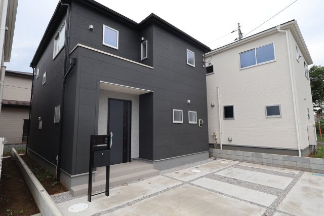 《仲介手数料無料》蓮田市西新宿４丁目66-6新築一戸建てリーブルガーデンの外観