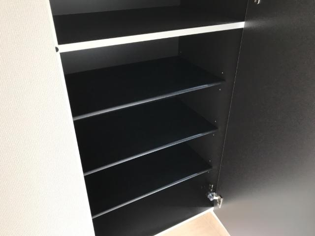 ドリームメゾン　２の収納|下駄箱