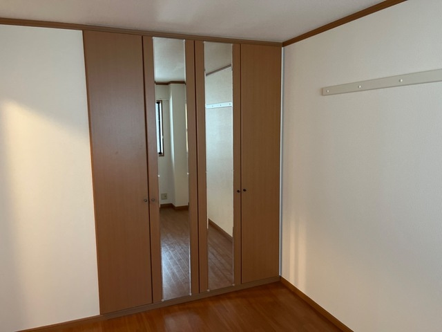 グレイスイサキの内装