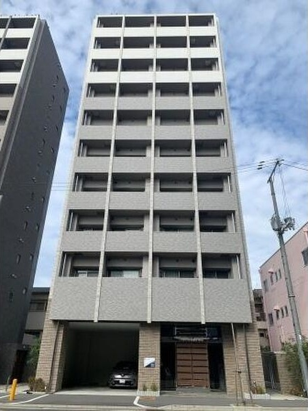 ファーストフィオーレ江坂ウエスト