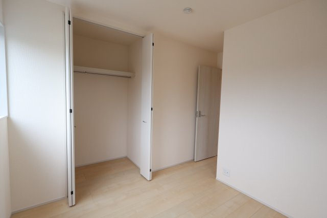 《仲介手数料無料》蓮田市西新宿４丁目66-6新築一戸建てリーブルガーデンの洋室|2階 5帖