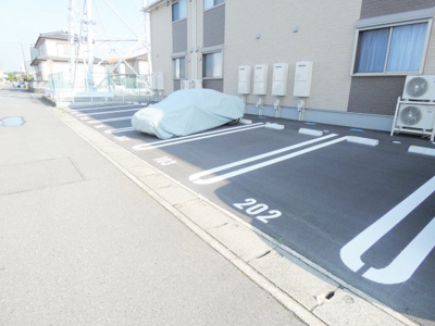 【駐車場】 | サンパティークⅢ