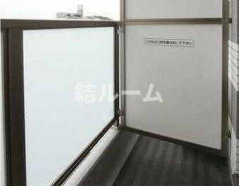 川口市西川口１丁目の賃貸マンションのバルコニー