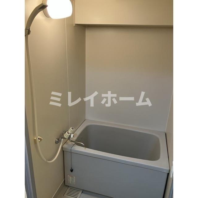 コスモリード雪が谷大塚の浴室