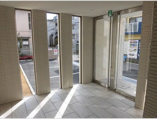 メゾンさわやかのロビー