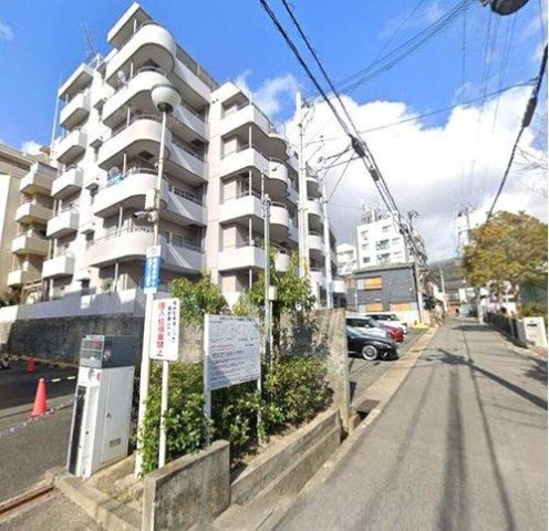 ヒルズ兵庫の外観|新生活にふさわしい、キレイなお部屋をご用意しています。
