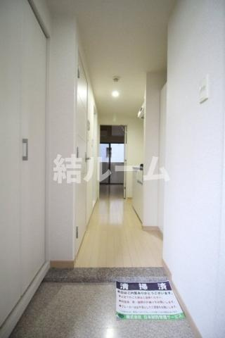 豊島区池袋本町２丁目の賃貸マンションの玄関