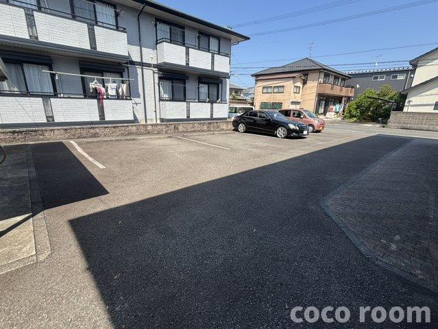 ソフィア　Ａの駐車場