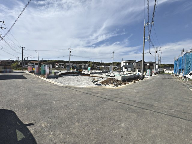 飯能市青木・全8棟　新築一戸建　3号棟　～東南角地～の前面道路含む現地写真|現地写真(2026年4月13日撮影)