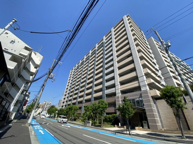 ラフルール本山