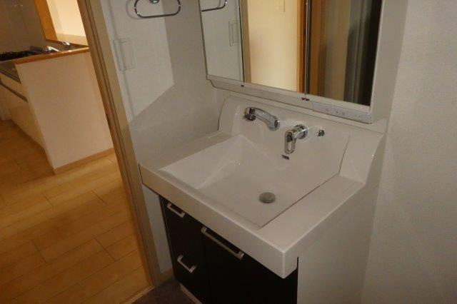 グランツ倉敷の独立洗面台|洗髪洗面化粧台
