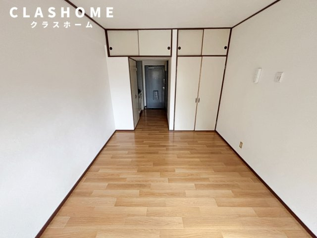 １Ｒコーポろくえん　　刈谷市近郊の賃貸はクラスホームの居間・リビング|同物件の別部屋になります。