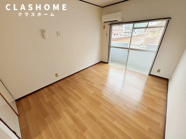 １Ｒコーポろくえん　　刈谷市近郊の賃貸はクラスホームの居間・リビング|同物件の別部屋になります。