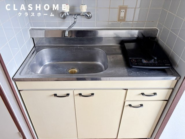 １Ｒコーポろくえん　　刈谷市近郊の賃貸はクラスホームのキッチン|同物件の別部屋になります。