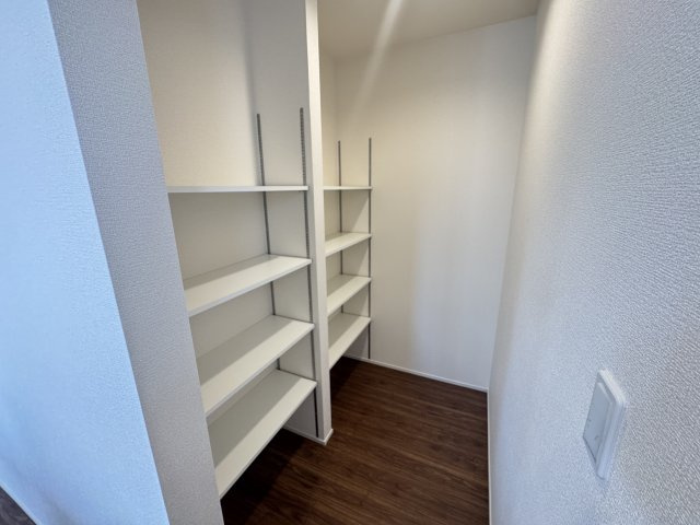 宜野湾市赤道（全2棟）ラスト1号棟のキッチン|1号棟　使いやすいシステムキッチン♪