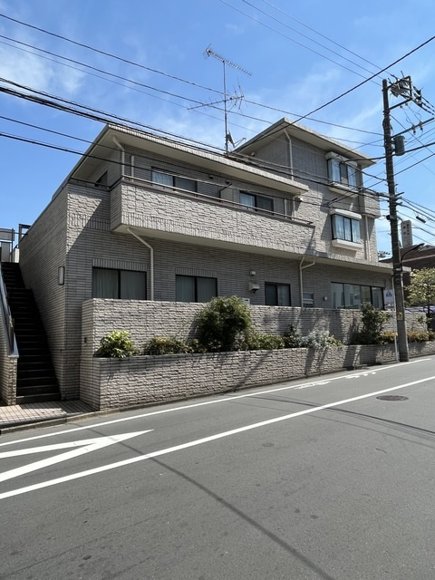 パルデンス自由ヶ丘の外観
