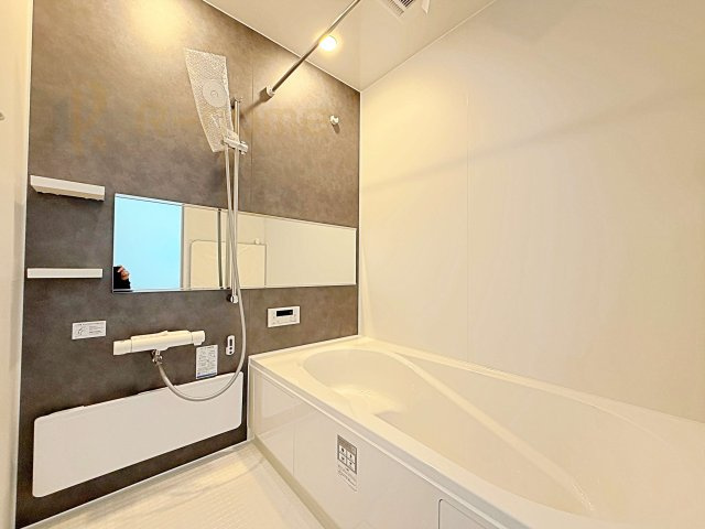 守谷市本町10期　新築戸建て　1号棟の浴室|足を伸ばしてもゆったりできるバスルーム♪機能性も取り入れて使い易さも保証します♪