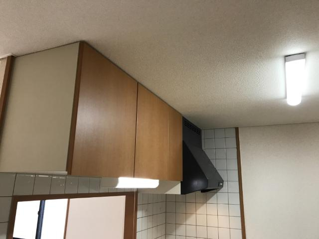 グリーンハイム松橋Ⅱのキッチン|キッチン吊戸棚