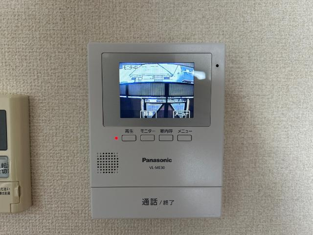 グランディール羽根の内装|カメラ付インターホン