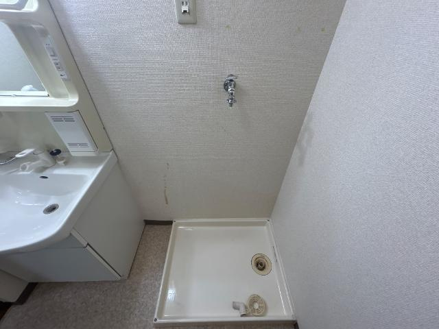 グランディール羽根のその他|洗濯機置場