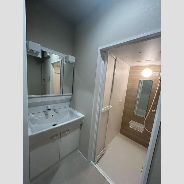 KLEINES HAUSの洗面所