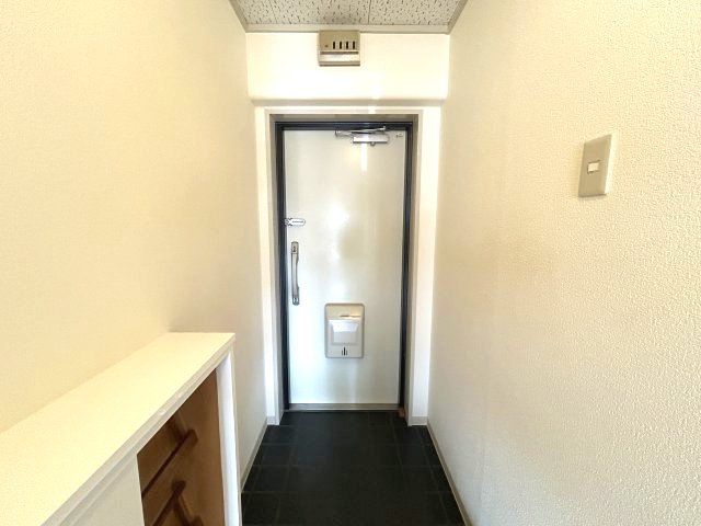甲南メゾン本山の玄関