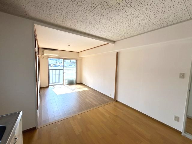 甲南メゾン本山の居間・リビング