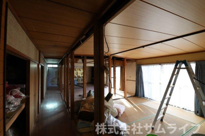 【内装】 | 秋松敷地256坪平家