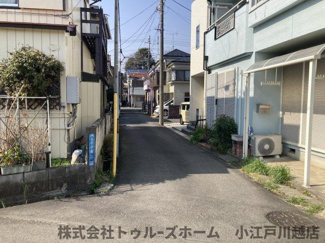 【前面道路含む現地写真】