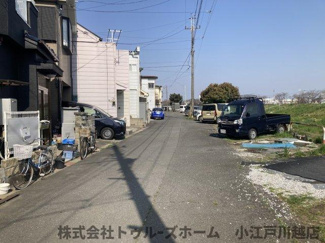 【前面道路含む現地写真】