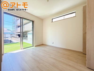 【子供部屋】 | 駿東郡清水町長沢618番　新築一戸建て　A号棟 | 収納豊富な洋室は使い勝手良好です！