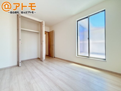 【子供部屋】 | 駿東郡清水町長沢618番　新築一戸建て　A号棟 | 広々使える収納付きの洋室です♪