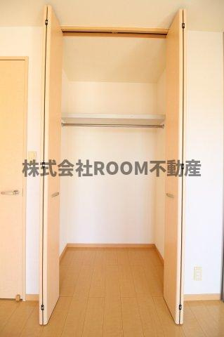 フローラルビレッジⅣ番館の収納|ちょっとした収納スペースも充実しています