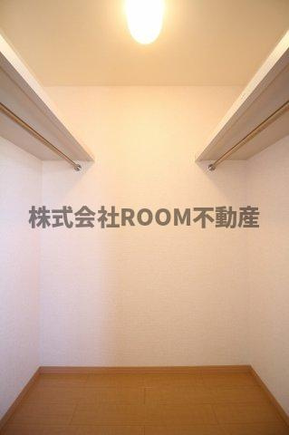 フローラルビレッジⅣ番館の収納|たっぷりとした収納スペースです