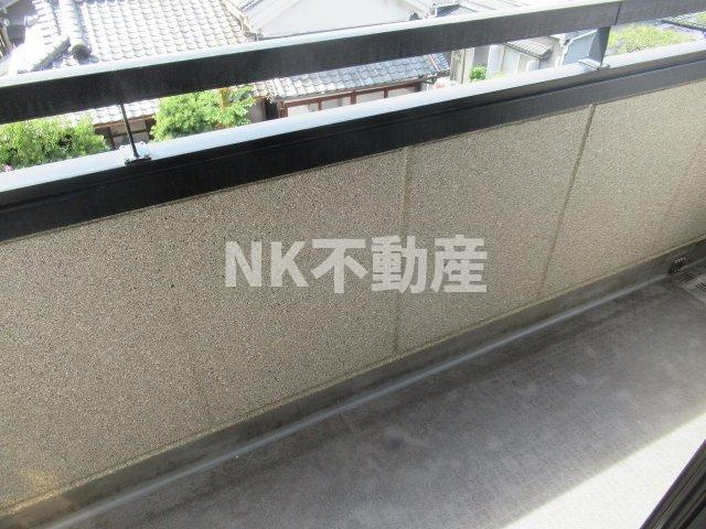 【バルコニー】 | リベルタ　エテルナ（吉田賃貸） | 開放的で明るい空間を演出してくれるバルコニーです