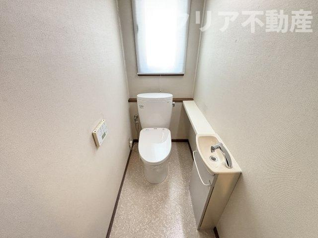 【トイレ】 | 高崎市末広町中古住宅　ガレージ・エレベーター付き！