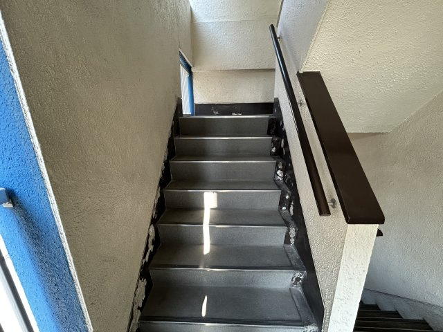 パレス上原の玄関