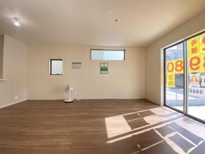 【居間・リビング】 | 読谷村比謝（全2棟）1号棟 | ※同仕様写真です