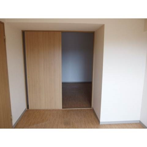 天神山マンションⅡ号館の収納