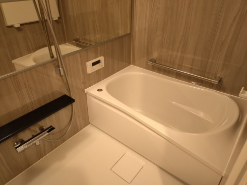 セルヴィオ３番館の浴室
