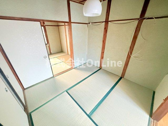 八尾市安中町１丁目のアパートの和室