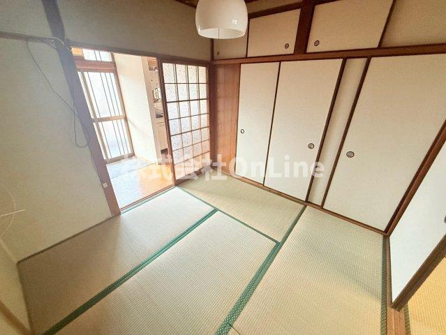 八尾市安中町１丁目のアパートの内装