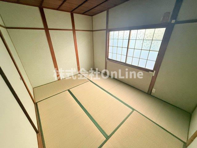 八尾市安中町１丁目のアパートの和室